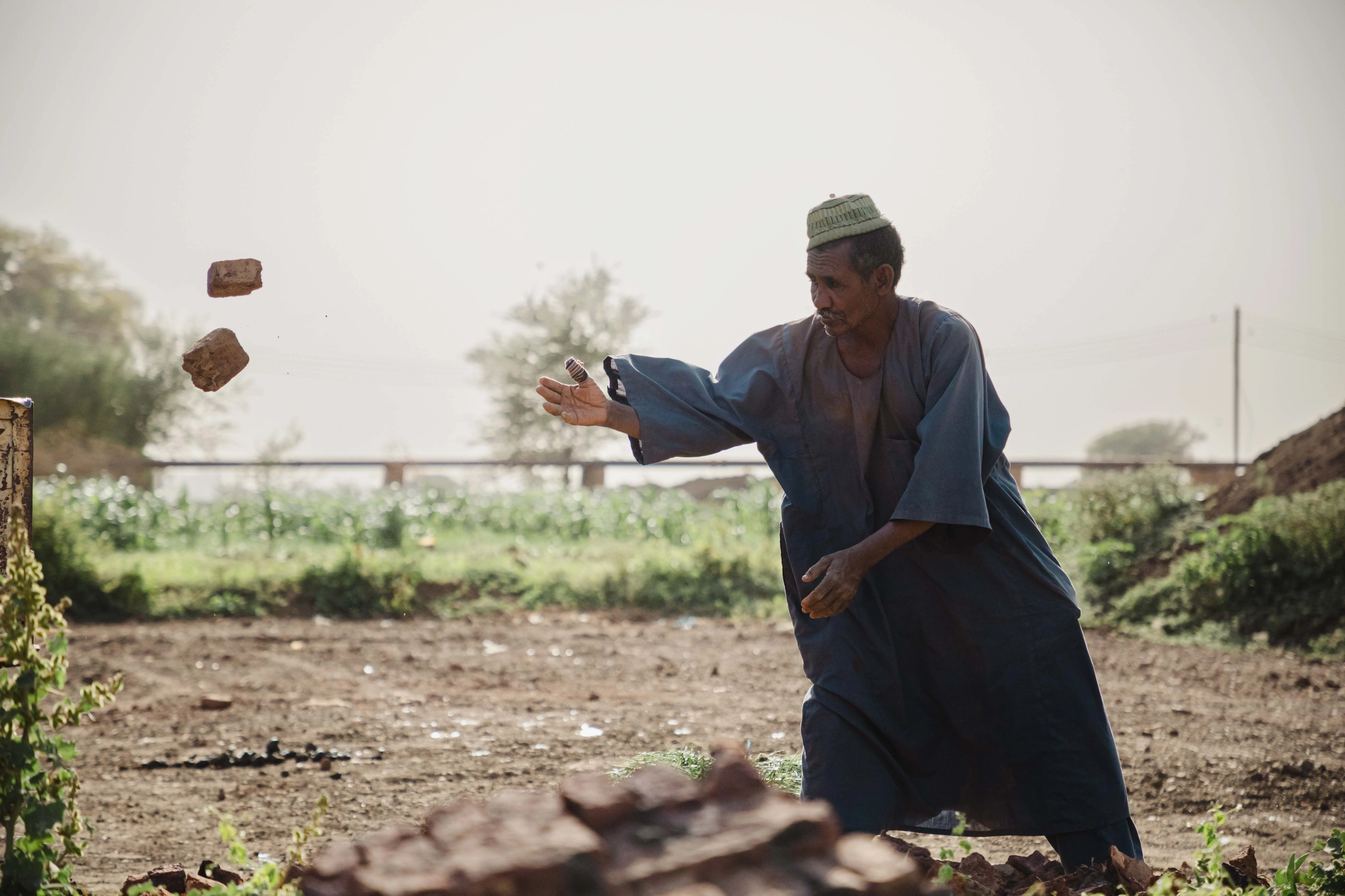 Abnégation — 90 × 60 cm — Romain Berthiot